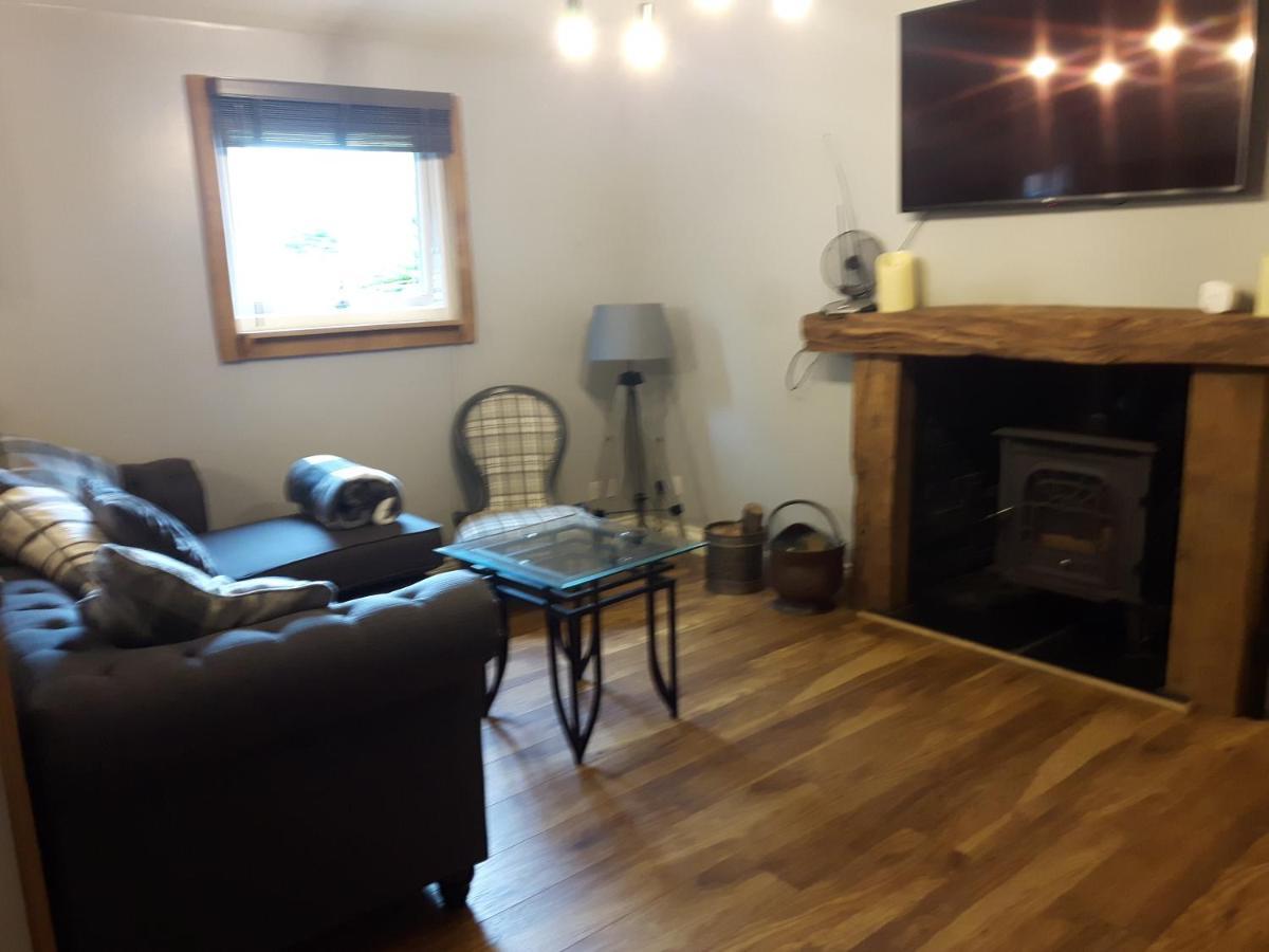 Ever Wanted To Go Off Grid Then This Is For You Sutton Coldfield Exterior photo