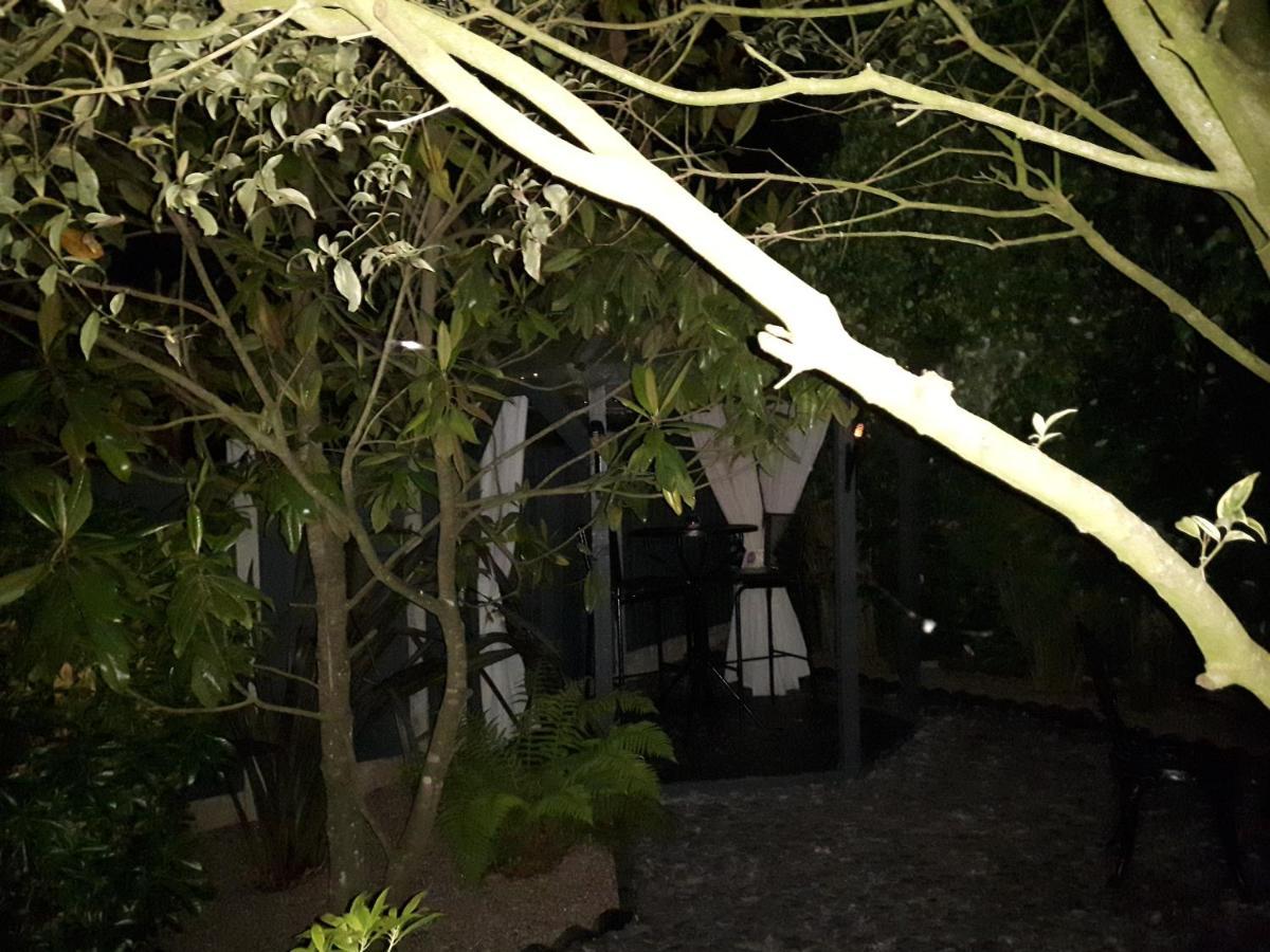 Ever Wanted To Go Off Grid Then This Is For You Sutton Coldfield Exterior photo